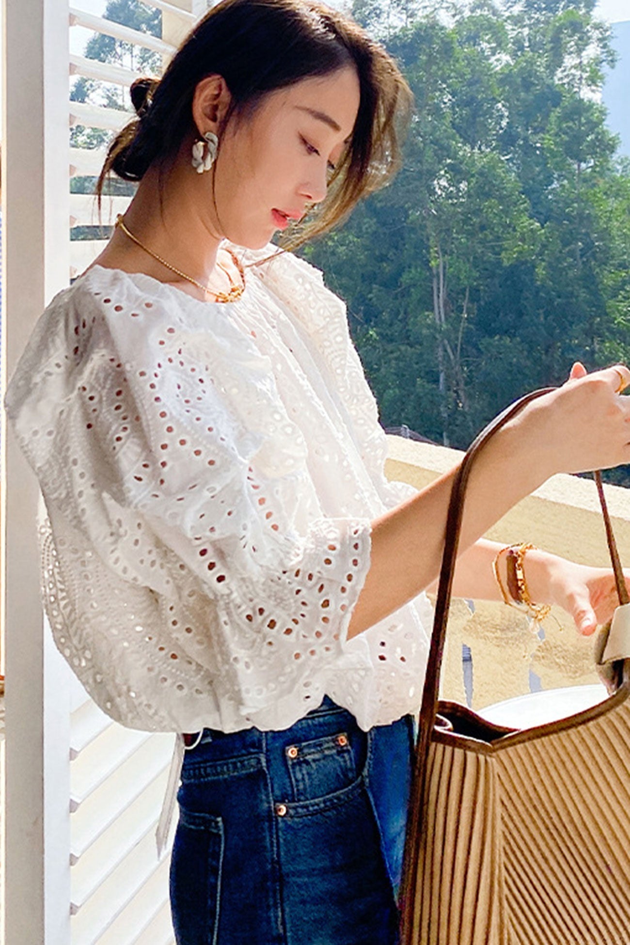 White Embroidered Lace Puff Sleeve Blouse